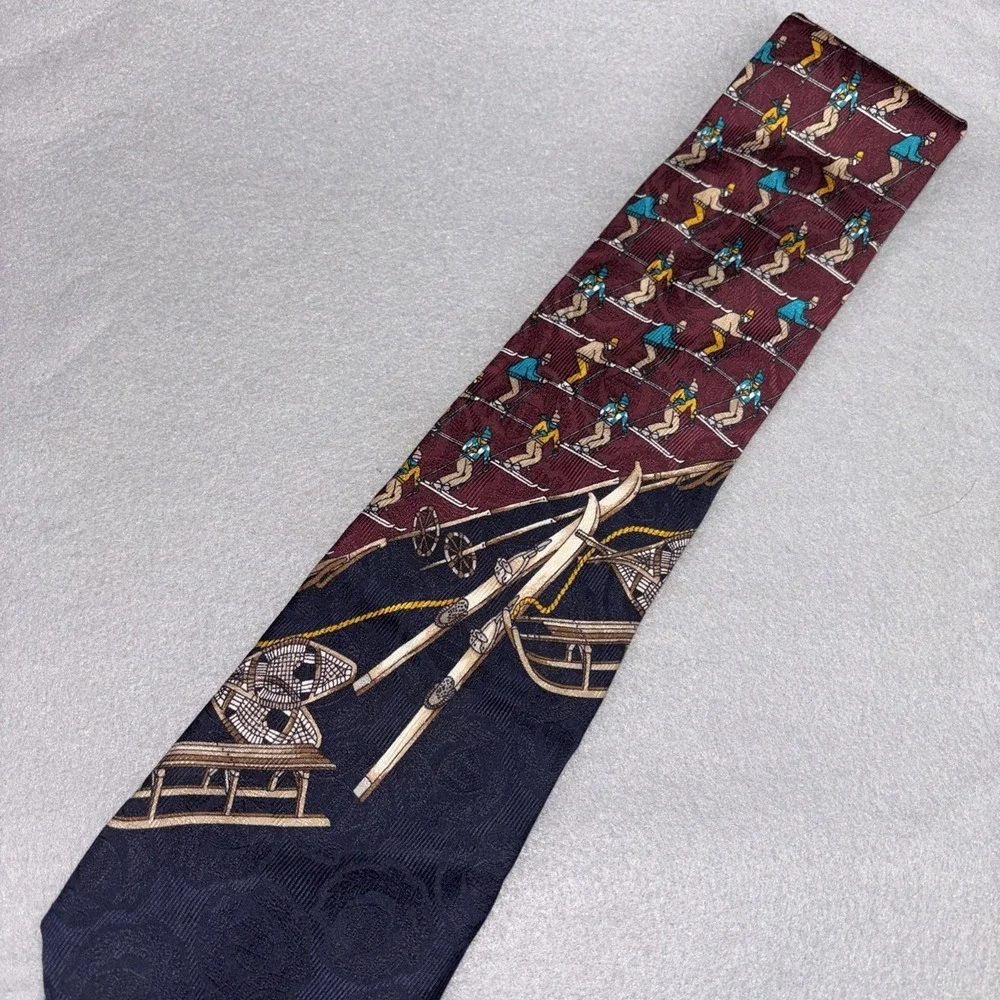 Robert‎ Talbott Men's 100% Silk Hand Sewn Neck Tie Snow Skier Winter EUC